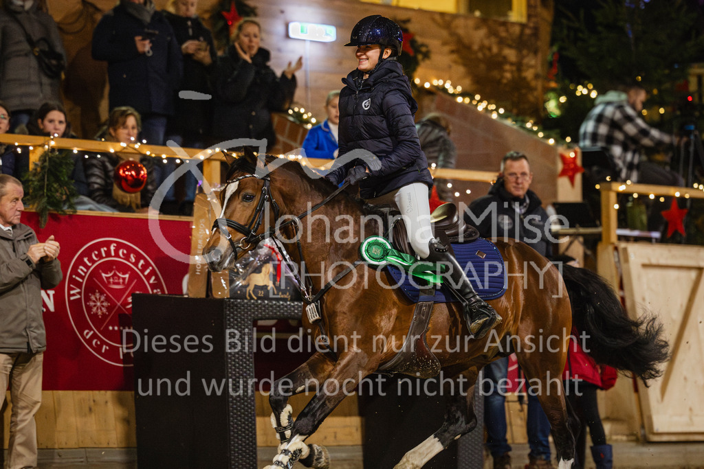 231118_PonyTrophy-302 | Deine schönsten Turniermomente als professionelle Fotos! Entdecke hochwertige Pferdesport-Fotografie im Online-Shop. Jetzt Fotos finden & bestellen!