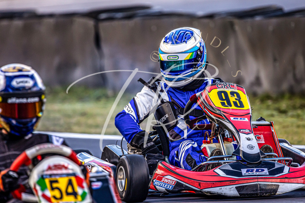 F38E2D75-E1B4-42C6-BF70-7EA5B96A2364 | traudl_s_fotos
