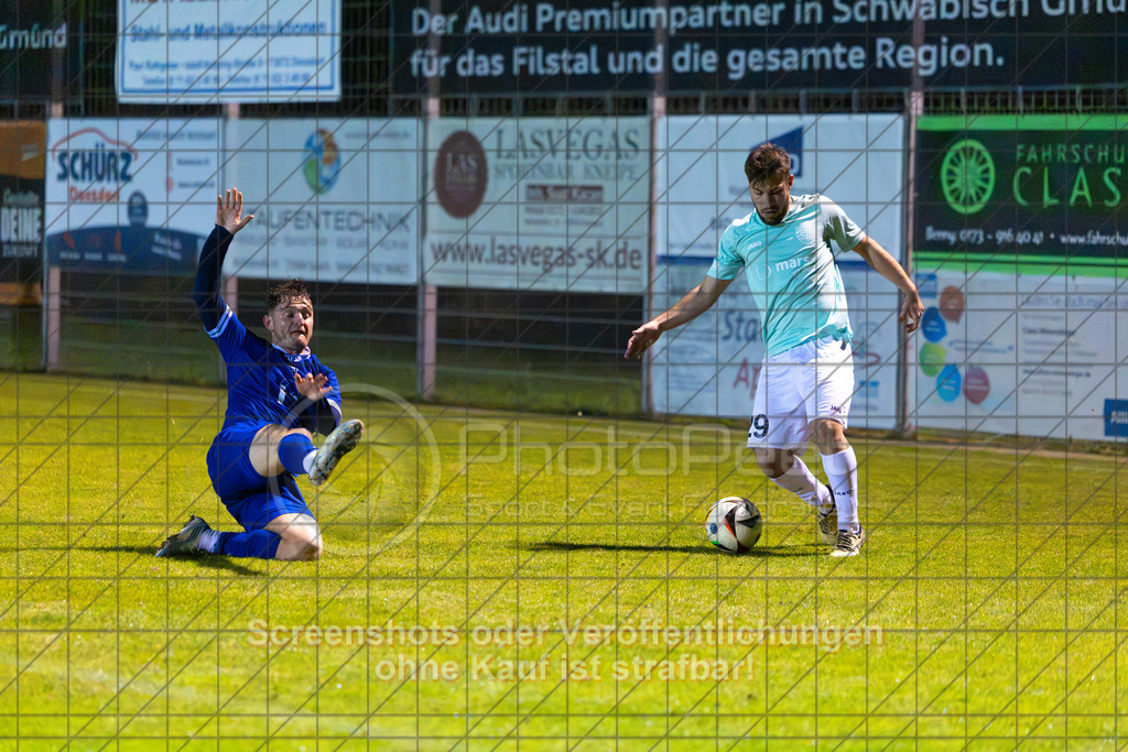 20261015_205918_0310_(c)_by_PhotoPeet | #,TSG Salach (türkis) vs. VfB Neuffen (blau), Fußball, Bezirksliga - Bezirk Neckar/Fils, 08. Spieltag, Saison 2026/2027, Rasensportplatz, Staufenecker Straße, 73084 Salach, 15.10.2026 - 19:30 Uhr,Foto: PhotoPeet / Sport- &amp; Eventfotografie / Peter Harich