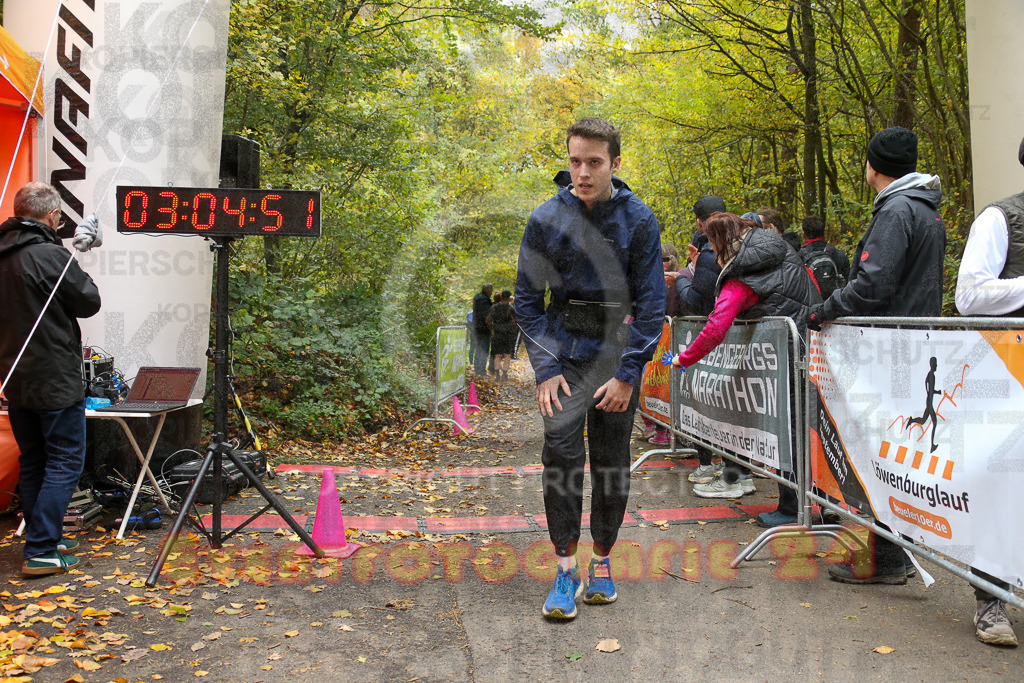 251026_1306_EX1_2501 | Sportfotografie im Rhein-Sieg Kreis, Köln, Bonn, NRW, Rheinland Pfalz, Hessen, etc. Unser Tätigkeitsfeld umfasst den Laufsport vom Volkslauf über den Marathon, Duathlon, Triathon bis zum Ultralauf wie Kölnpfad Ultra oder Schindertrail.