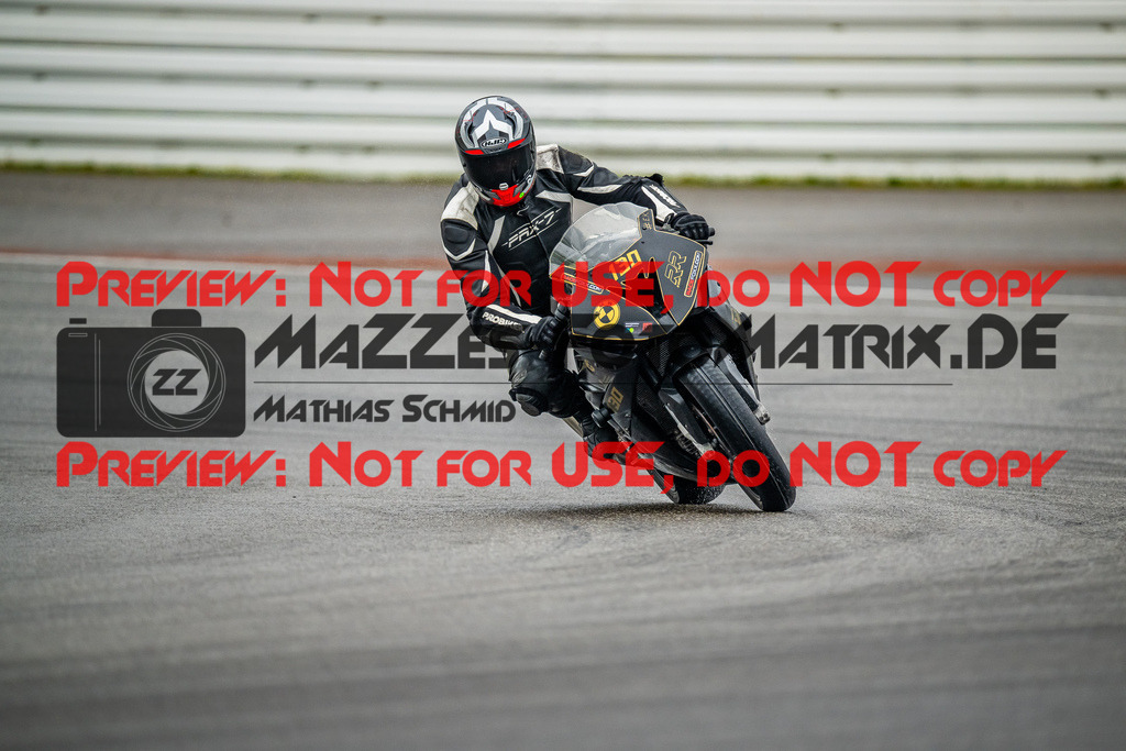 MaZZes_Fotomatrix_20240401_6007705_2941 | Fotograf Mathias Schmid
Sportfotograf,
Eventfotograf,
Hochzeitsfotograf,
Portraitfotograf