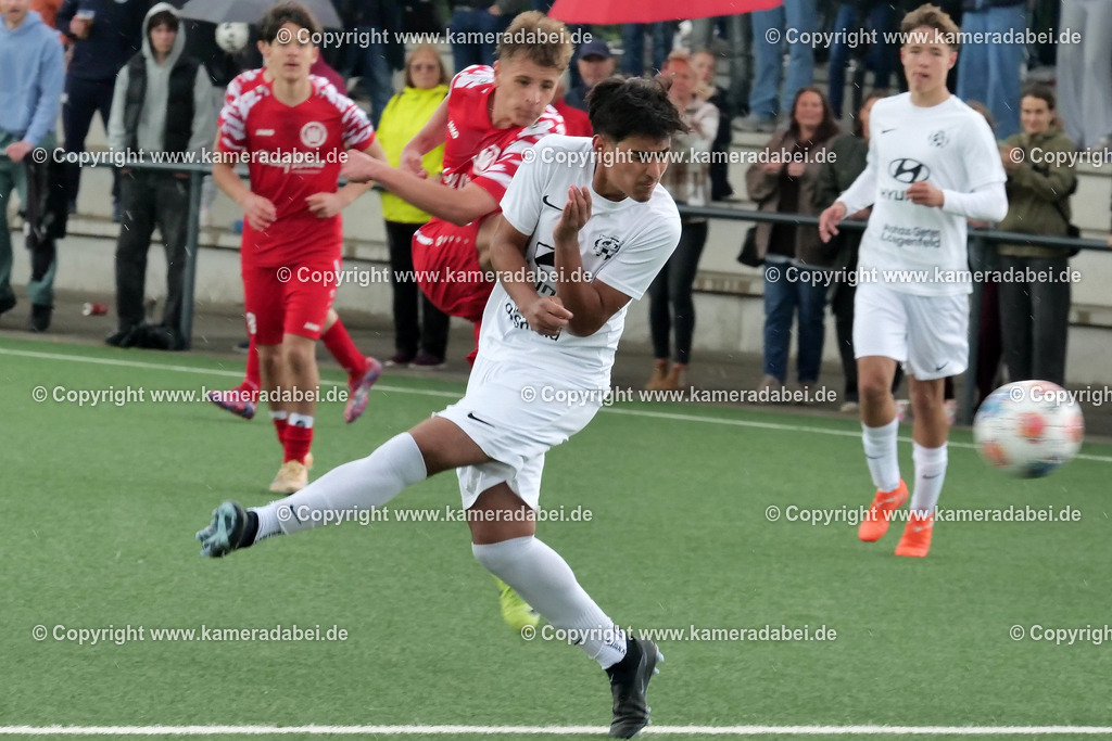 Fußball : C-Junioren : Aufstieg Regionalliga West : SUS 09 Dinslaken - Vfb 03 Hilden am 04.06.2026 in Dinslaken | Fußball : C-Junioren : Aufstieg Regionalliga West : SUS 09 Dinslaken (rotr Trikots)- Vfb 03 Hilden (weiße Trikots) am 04.06.2026 in Dinslaken - Realisiert mit Pictrs.com