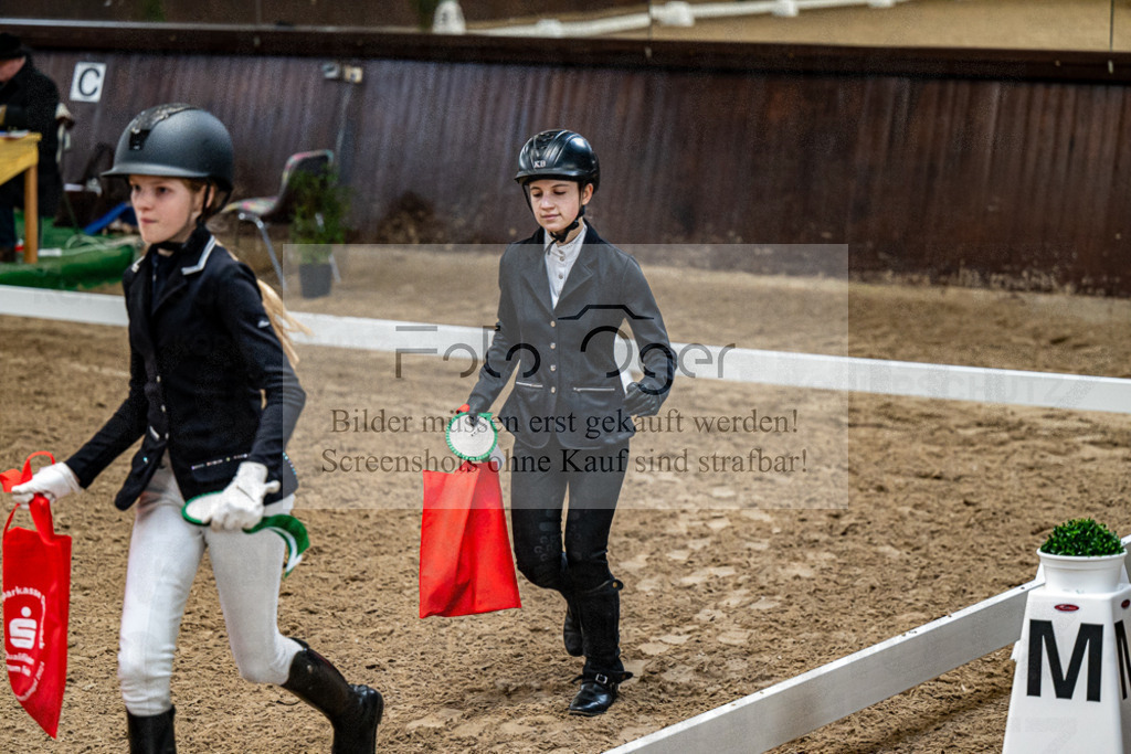 20240310-DOS_1229 | Entdecke hochwertige Reitturnierfotos von Foto Oger. Professionell, emotional und authentisch – jetzt Lieblingsmomente im Shop bestellen.Deutschlandweite Turnierfotografie. - Realisiert mit Pictrs.com