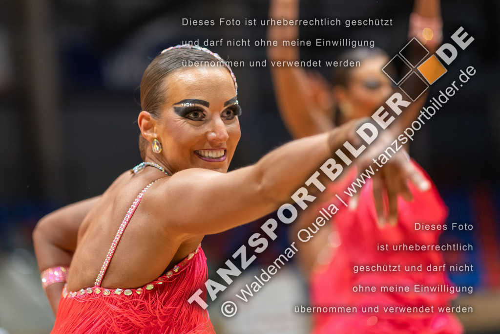 20260328-00248 | Hier finden Sie Tanz Bilder vom Latein und Standard Formationen tanzen. Sportbilder vom Tanzsport. Schöne Fotos und von Weltmeisterschaft, Europameisterschaft, Bundesliga, Regionalliga, Oberliga und Landesliga sowie von GOC Stuttgart, DanceComp, WM Bremen