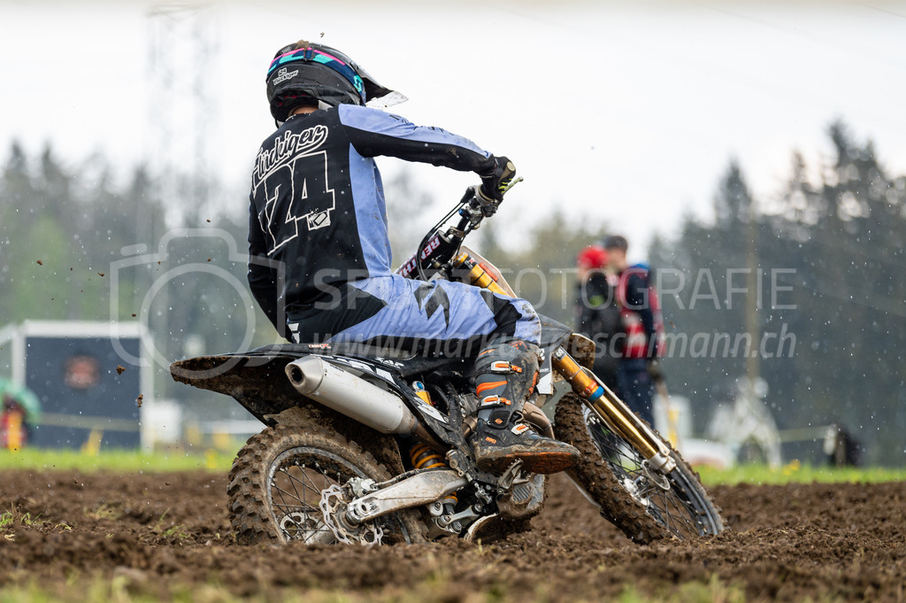 Motocross Schlatt bei Winterthur - 30. April 2022 | Motocross Schlatt bei Winterthur
MC Wila, Schlatt bei Winterthur
Bild: Sportfotografie Markus Aeschimann | www.markus-aeschimann.ch - Realisiert mit Pictrs.com