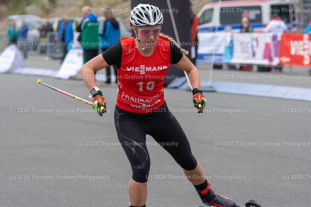 Deutsche Meisterschaften Biathlon | Deutsche Meisterschaften Biathlon, Speziallanglauf Frauen am 14.09.2018 in der DKB SKI ARENA in Oberhof, (Deutschland)

Bild: Fraebel Antonia vom WSV Asbach - Realisiert mit Pictrs.com