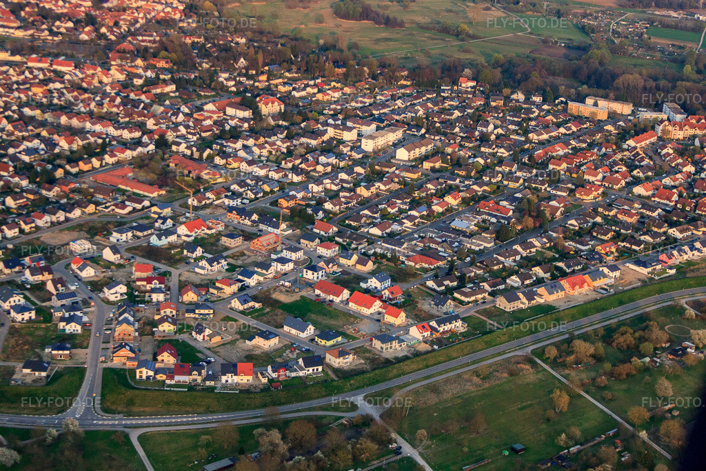 Luftbild: Forstlandalllee in Jockgrim im Bundesland Rheinland-Pfalz in Deutschland. Foto: IMG_63342.jpg vom 28.03.2014 durch Werner Riehm/FLY-FOTO.de