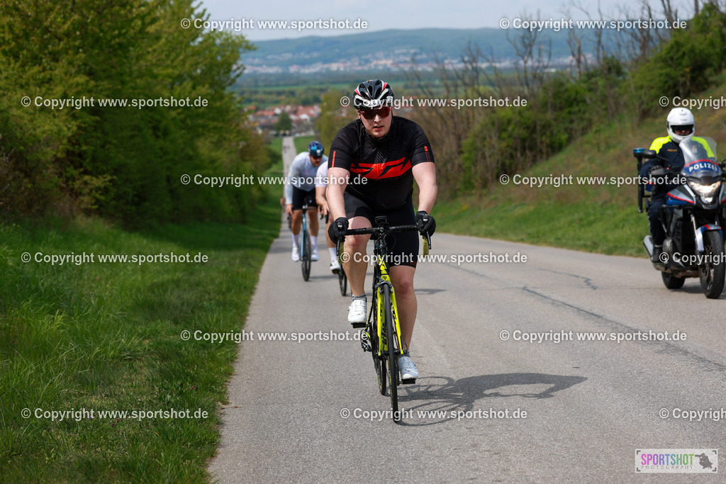 431_AR6_0377 | Neusiedlersee Radmarathon 2026@sportshot_your_pictrs #yourpictures#roadtowm2029 #nrm #neusiedlerseeradmarathon #neusiedlersee #neusiedlerseetourismus #burgenland #mörbisch #nrm26 #burgenlandtourismus #voglundco #poweredbyburgenlandtourismus #radsport #rad #marathon #ucigranfondo #visitburgenland #ucigranfondoworldseries