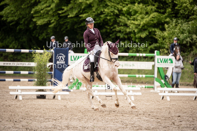 Bad_Meinberg_03034 | saradresslerfotografie - Realisiert mit Pictrs.com