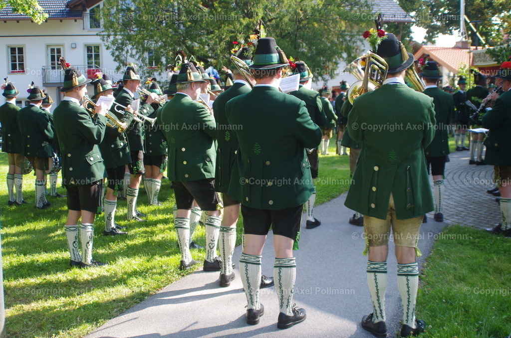 IMGP3085 | fotografiert von Axel PollmannLeonhardi Wallfahrt Benediktbeuern und Murnau, Fronleichnam, Fasching, Landschaft im Loisachtal und Benediktbeuern  - Realisiert mit Pictrs.com