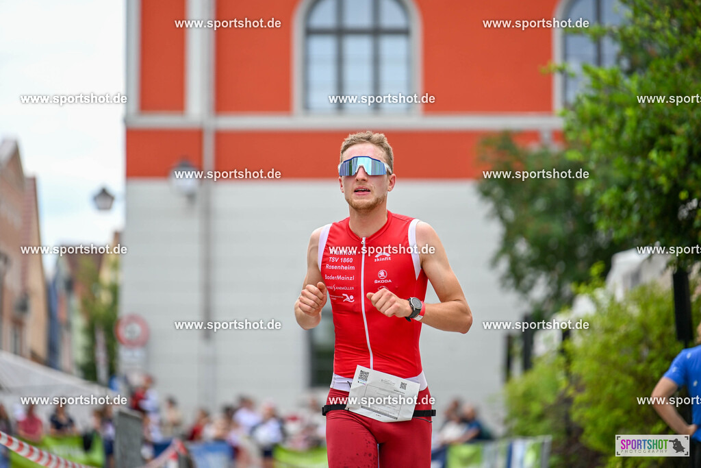 SZI_6140 | Stadttriathlon Erding 2025. #yourpictrs #sportshot_your_pictrs @Sportshotphotography #stadttriathlonerding Copyright: www.sportshot.de