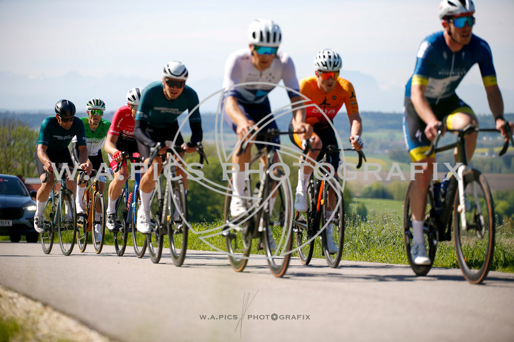 ..... | WELS, AUSTRIA, 27.April 24, 63 RAIFFEISEN KIRSCHBLÜTENRENNEN, Image shows: Photo: WAPICS / Andreas Willdoner