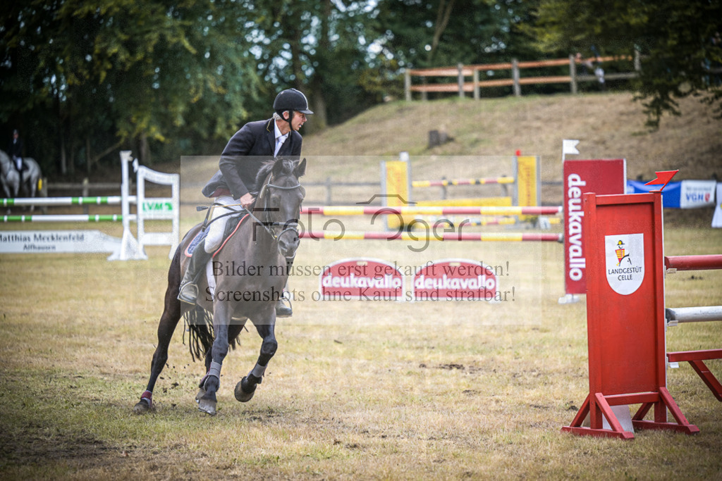 DOS_0471 | Entdecke hochwertige Reitturnierfotos von Foto Oger. Professionell, emotional und authentisch – jetzt Lieblingsmomente im Shop bestellen.Deutschlandweite Turnierfotografie. - Realisiert mit Pictrs.com