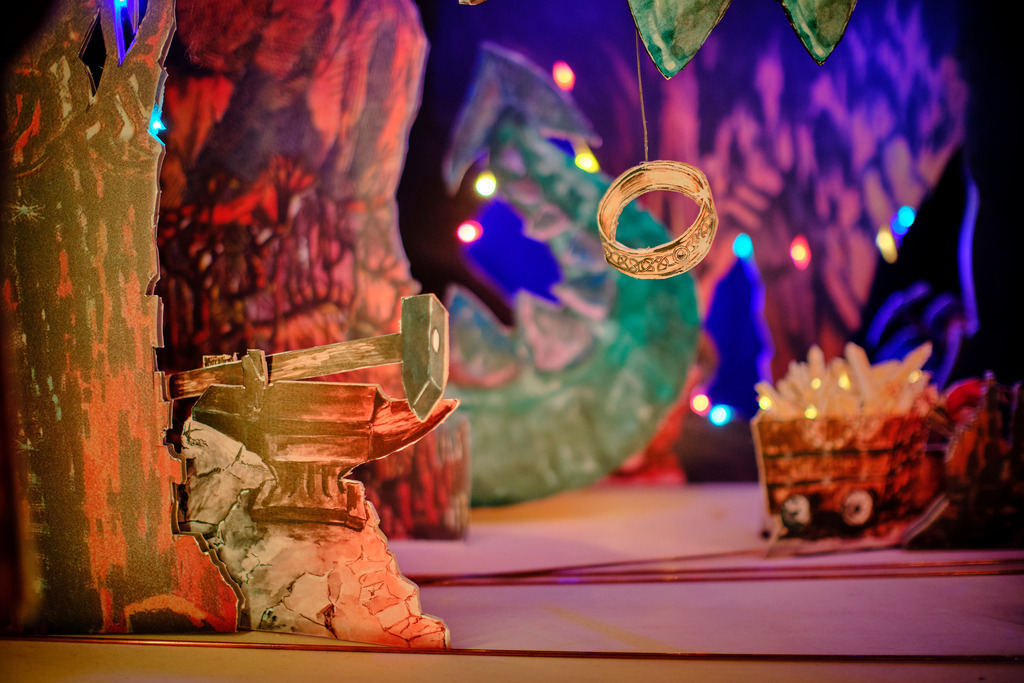 MÖP Figurentheater | WIen, Austria - March 10, 2020: MÖP Figurentheater - Rheingold; Blick auf das Bühnenbild von vorne. - Realisiert mit Pictrs.com