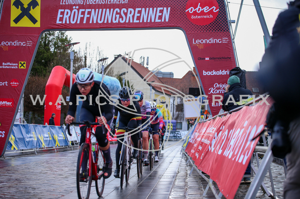 ..... | LEONDING,AUSTRIA,24.März.24 - 63.Radsaisoneröffnungsrennen Leonding Road Cycling League , Image shows: 
Photo: WAPICS / Andreas Willdoner