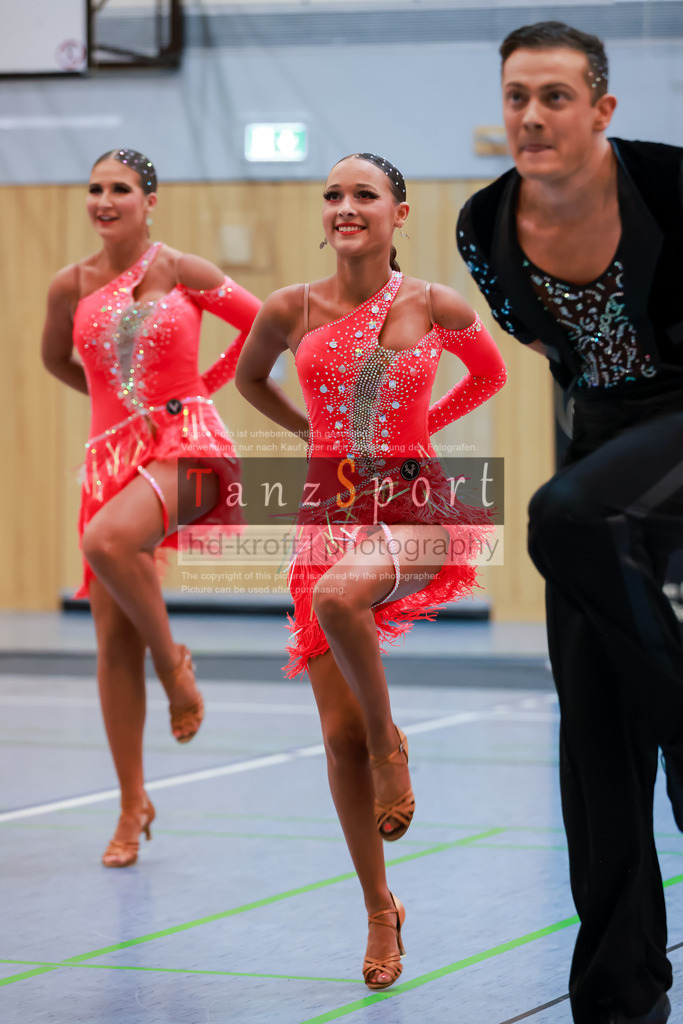 20260307_Solo-Forma_BL2_Nbg09458 | Tanzsportbilder, Standardtanz, Lateintanz, WDSF, DTV, LTVB, dancecomp, goc, hessen tanzt, blaues band der spree, walzer, tango, wiener walzer, slowfox, quickstepp, samba, rumba, cha-cha-cha, paso doble. jive, hd-kroft photography, turniertanzsport