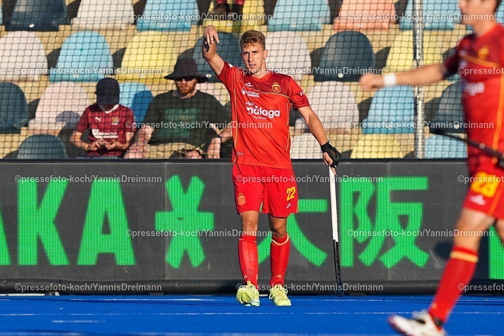 xydrx10082505004 | 10.08.2025, xydrx, Herren EuroHockey Championship 2025, Gruppenphase, Gruppe A, Spanien - Österreich, Sparkassenpark Mönchengladbach: Torjubel nach dem Tor zum 2:0 für die Spanische Feldhockey Nationalmannschaft durch Torschütze Pol Cabre Verdiell (ESP #22)