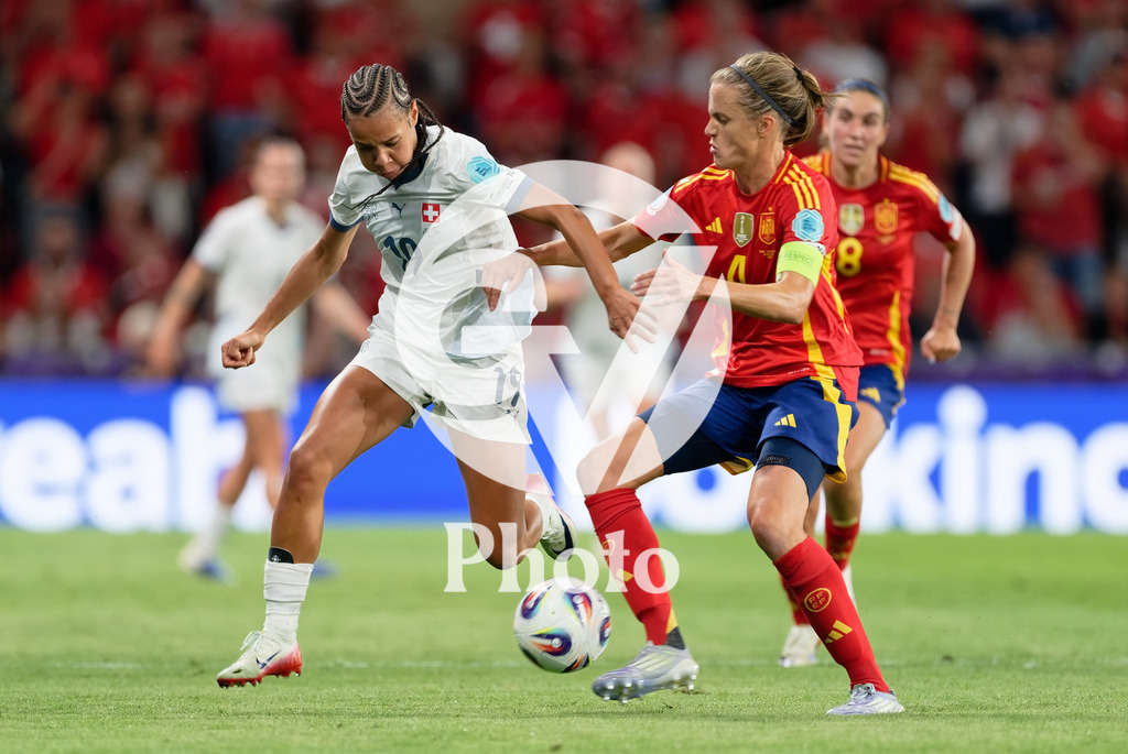 Spain v Switzerland - UEFA Women's EURO 2025 Quarter-Final | BERN, SWITZERLAND - JULY 18: Iman Beney of Switzerland (L) and Irene Paredes of Spain (R) fight for possession  during the UEFA Women's EURO 2025 Quarter-Final match between Spain v Switzerland at Stadion Wankdorf on July 18, 2025 in Bern, Switzerland. (Photo by Giuseppe Velletri/Sports Press Photo/Getty Images)