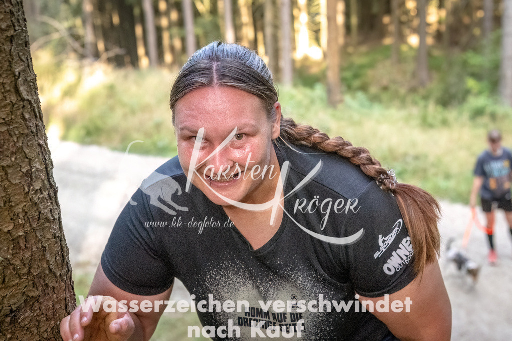 0950_ZZ93357-DeNoiseAI-low-light | kk-dogfotos