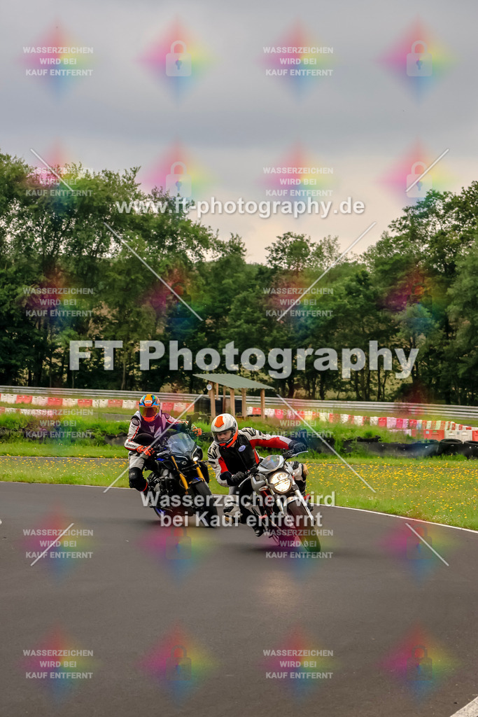 VBK-6999 | Hier findet Ihr Bilder von Touristenfahrten auf der Nürburgring Nordschleife oder von anderen Veranstaltungen die ich besucht habe. Viel Spass beim Durch Schauen 