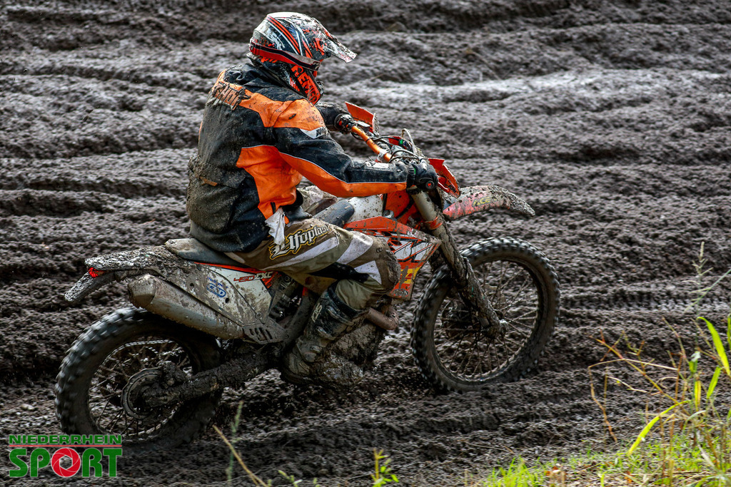 OpenTrack2024_Samstag_195 | Bildergalerie von Sport-Ereignissen aber auch von weiteren spannenden Dingen - nicht nur vom Niederrhein. In Anlehnung an den bekannten Spruch von Hanns Dieter Hüsch heißt das Motto: "Niederrhein ist überall".  - Realisiert mit Pictrs.com