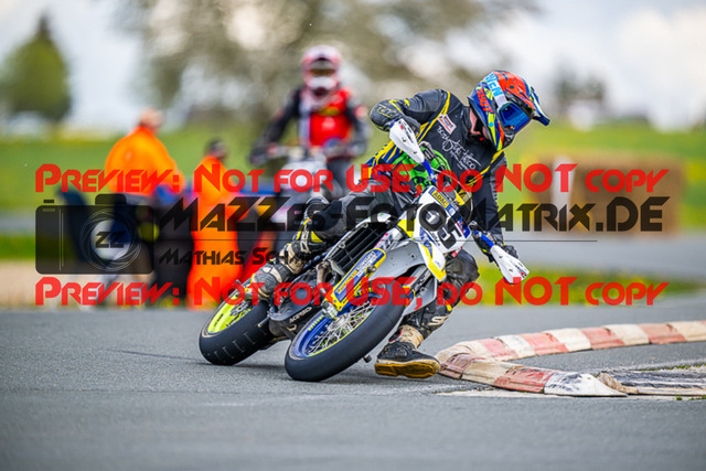 MaZZes_FotoMatrix_230506_9680 | S4