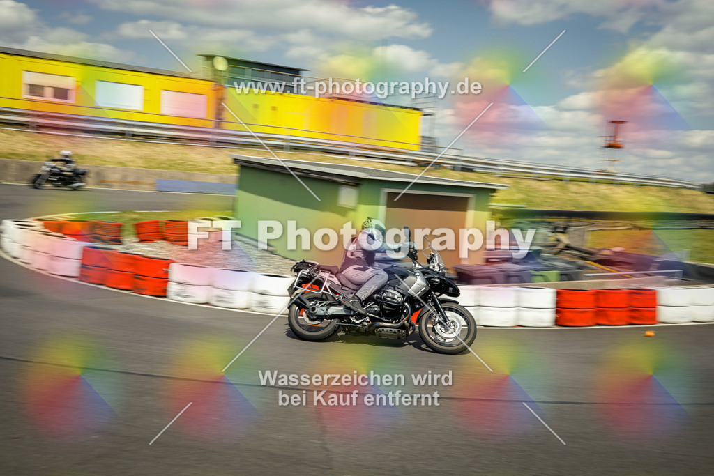 OBK_Mai_Justin_Uwe-11037 | Hier findet Ihr Bilder von Touristenfahrten auf der Nürburgring Nordschleife oder von anderen Veranstaltungen die ich besucht habe. Viel Spass beim Durch Schauen 
