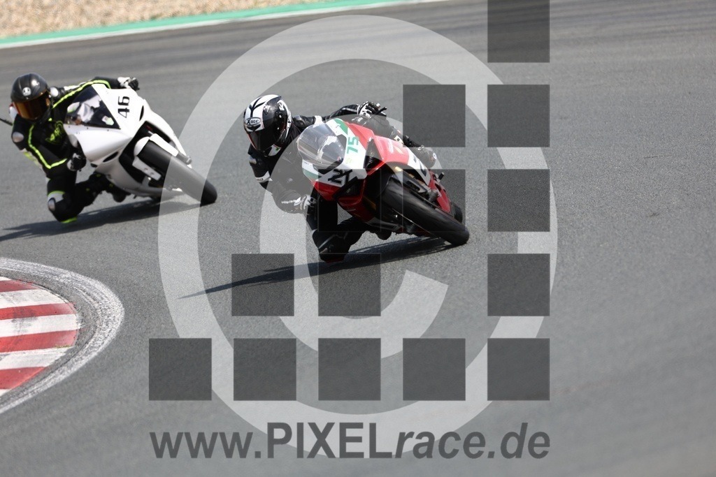 0075-20240718_02508 | Schöne Erinnerungen an spannende Momente - das festzuhalten ist unser Job. PIXELrace.de ist seit 2003 auf den Rennstrecken Europas unterwegs um die Action draußen beim Fahren und die wunderbare Stimmung imm Fahrerlager für euch einzufangen.