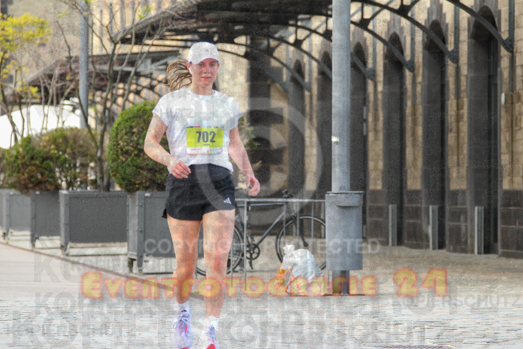 250920_1505_EV4_8090 | Sportfotografie im Rhein-Sieg Kreis, Köln, Bonn, NRW, Rheinland Pfalz, Hessen, etc. Unser Tätigkeitsfeld umfasst den Laufsport vom Volkslauf über den Marathon, Duathlon, Triathon bis zum Ultralauf wie Kölnpfad Ultra oder Schindertrail.