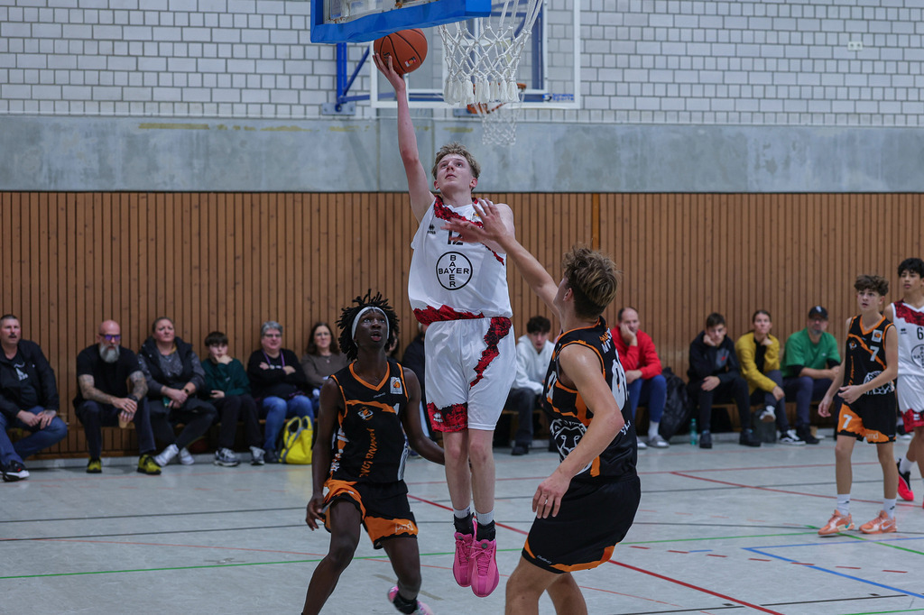 JBBL BAYER GIANTS vs Young Lions Wuppertal-64 | Fotos von Basketballspielen aus dem Raum NRW fotografiert von Gero Mueller-Laschet und Daniel Schaefer - Realisiert mit Pictrs.com