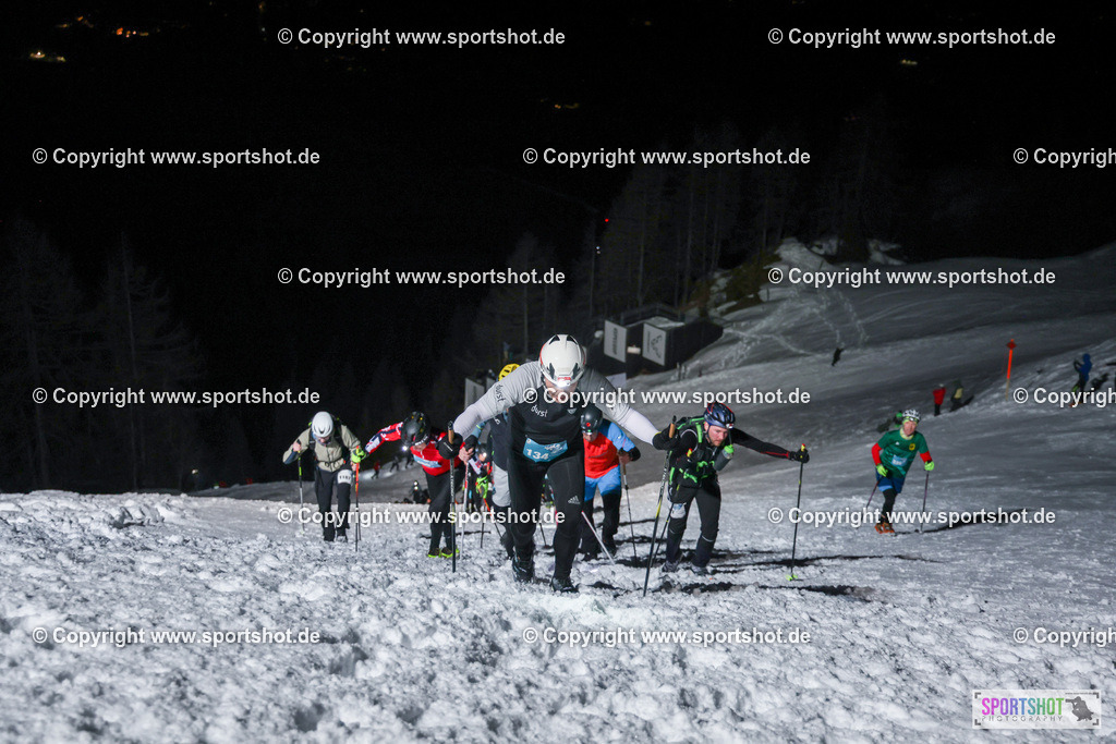 007A0104 | VerticalUp! #vertical_up_kitzbuehel #sportshot_your_pictrs #yourpictrs #dinafit #verticalup!2026