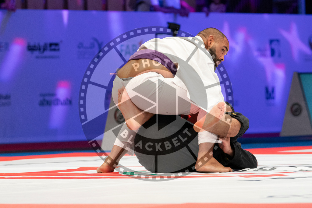 20231106PBB3297 | Fighters compete during the AJP World Master Championship in the Mubadala Arena in Abu Dhabi, Arab United Emirates, on November 6, 2023.