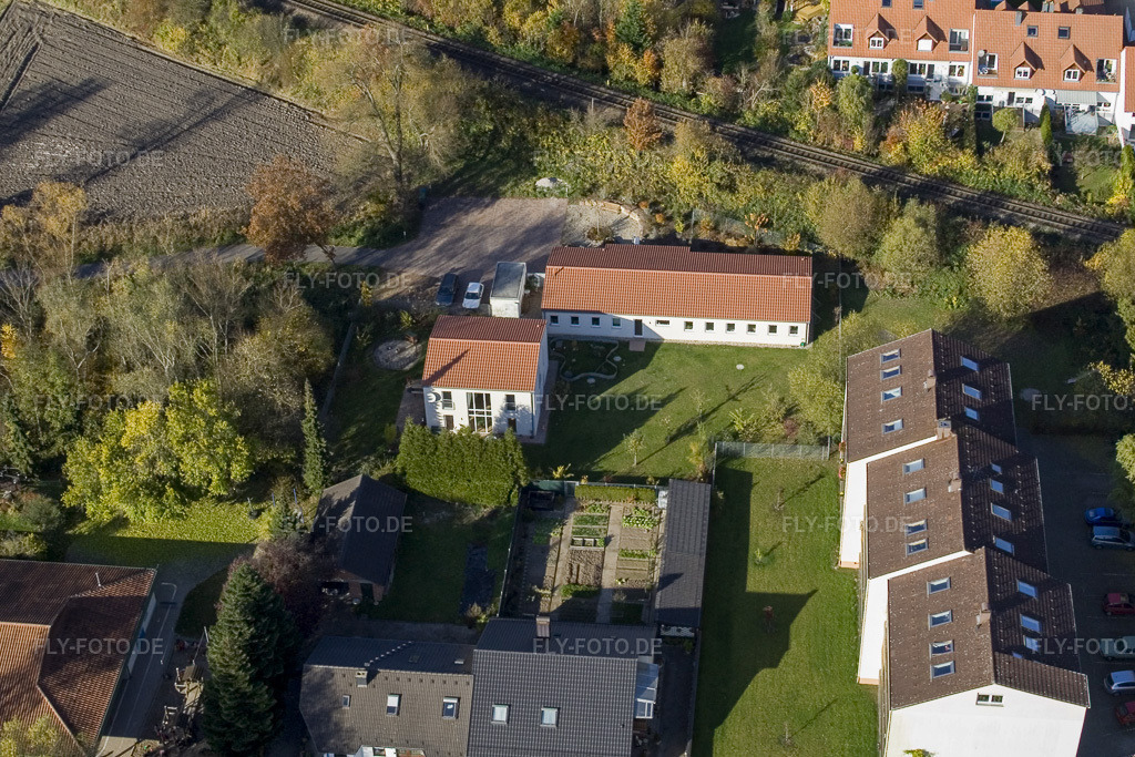 Luftbild: Tieräztin Dagmar Schlegel in Kandel im Bundesland Rheinland-Pfalz in Deutschland. Foto: IMG_8813.jpg vom 05.11.2007 durch Werner Riehm/FLY-FOTO.de