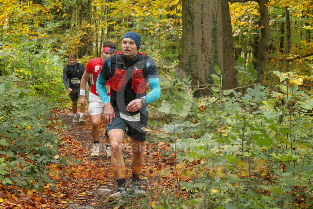 251026_1259_EV4_6308 | Sportfotografie im Rhein-Sieg Kreis, Köln, Bonn, NRW, Rheinland Pfalz, Hessen, etc. Unser Tätigkeitsfeld umfasst den Laufsport vom Volkslauf über den Marathon, Duathlon, Triathon bis zum Ultralauf wie Kölnpfad Ultra oder Schindertrail.