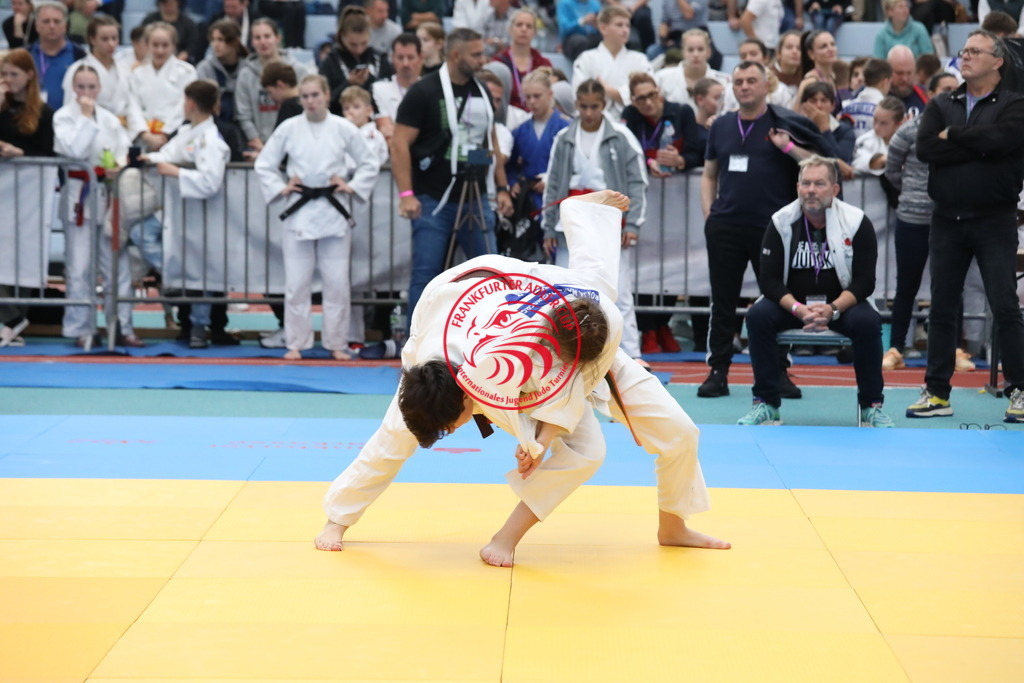 1J7A3350 | Fotos vom Adler Cup - Pictures from Adler Cup

Hier findet Ihr alle Eindrücke und großen Momente der Adler Cup Wochenenden. Here you will find all impressions and great moments of the Adler Cup weekends. - Realisiert mit Pictrs.com