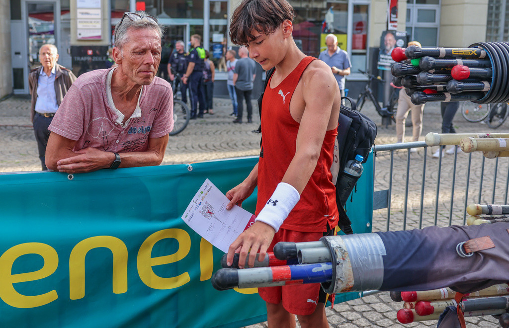 top-top.de-250828-085 | Foto, Video, Fotografie, Videografie, Fotobox, DJ, Discjockey, Musik, Musikbox, Veranstaltung, Photobooth, Amazon, Ebay, Buchtipp, Bestseller, Autor, Verlag, Buch, Wesel, Hamminkeln, NRW, Dinslaken, Rees, Drohne, Hochzeit, Party, Fotobox, Wesel, Fotograf