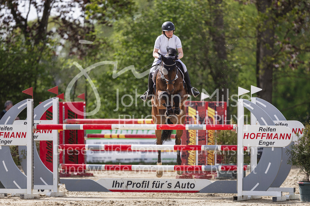 260502_Spenge_10_Punkte-M2-140 | Deine schönsten Turniermomente als professionelle Fotos! Entdecke hochwertige Pferdesport-Fotografie im Online-Shop. Jetzt Fotos finden & bestellen!