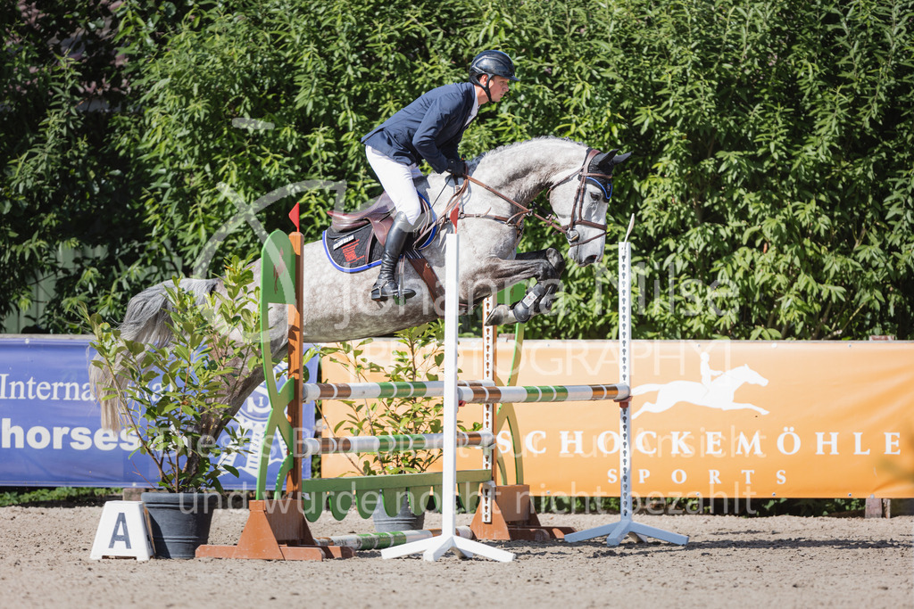 220705_Mühlen_SprPf-A2-236 | Late Entry Mühlen
05.07.2022
02 Springpferde-A**, 4-6jährige Pferde