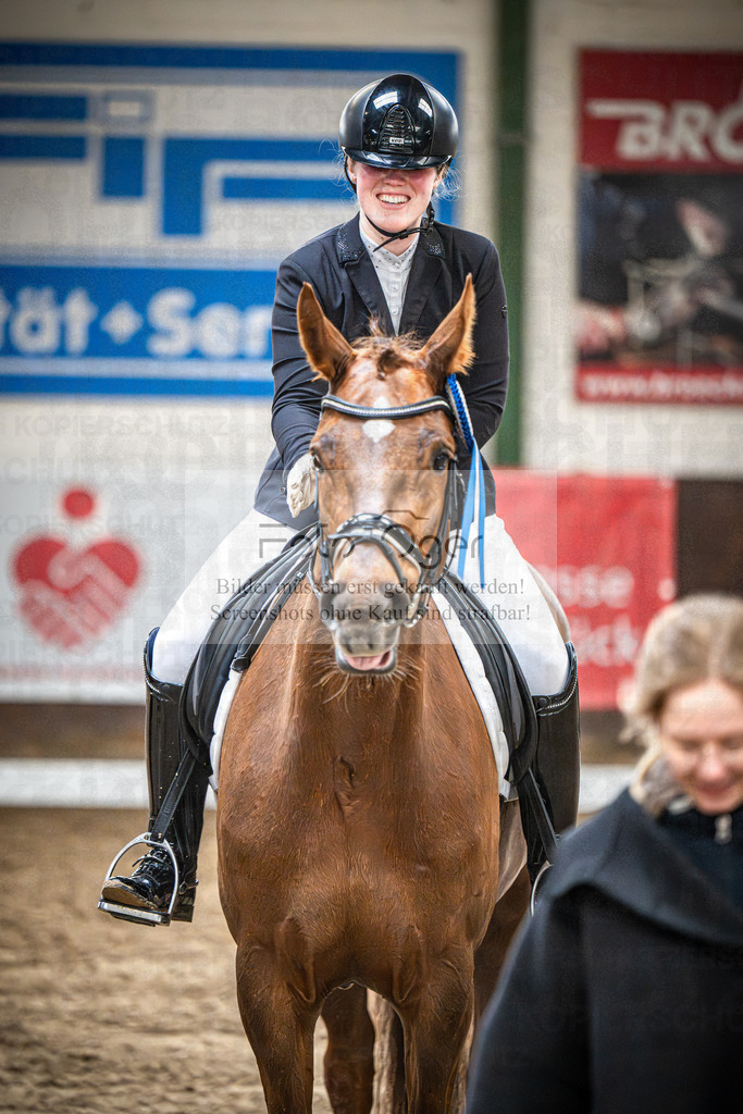 DOS_0030 | Entdecke hochwertige Reitturnierfotos von Foto Oger. Professionell, emotional und authentisch – jetzt Lieblingsmomente im Shop bestellen.Deutschlandweite Turnierfotografie. - Realisiert mit Pictrs.com