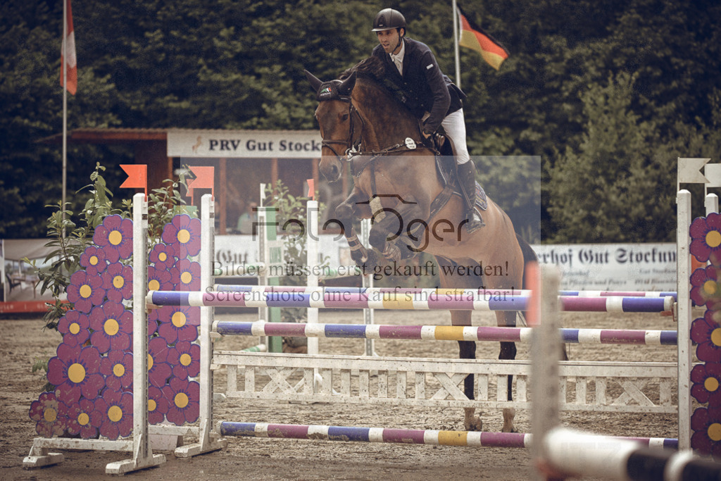 20240530-DOS_2319 | Entdecke hochwertige Reitturnierfotos von Foto Oger. Professionell, emotional und authentisch – jetzt Lieblingsmomente im Shop bestellen.Deutschlandweite Turnierfotografie. - Realisiert mit Pictrs.com