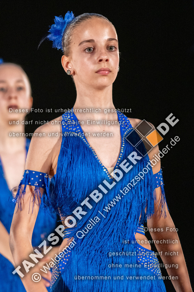 20250504-01229 | Hier finden Sie Tanz Bilder vom Latein und Standard Formationen tanzen. Sportbilder vom Tanzsport. Schöne Fotos und von Weltmeisterschaft, Europameisterschaft, Bundesliga, Regionalliga, Oberliga und Landesliga sowie von GOC Stuttgart, DanceComp, WM Bremen