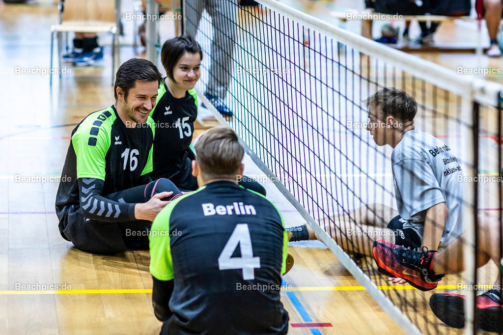 2024-00111446-3-Icke-Cup-Berlin |  16.11.2024; Berlin Foto: Gerold Rebsch - www.beachpics.de