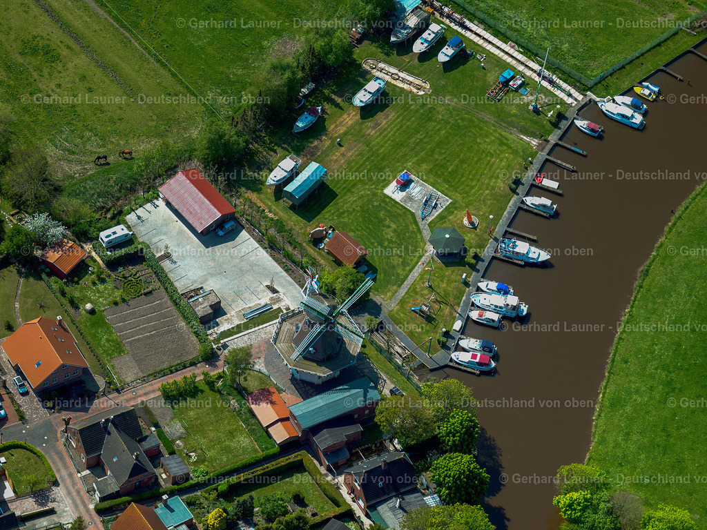 2806692 | Mühle und Jachthafen bei Larrelt