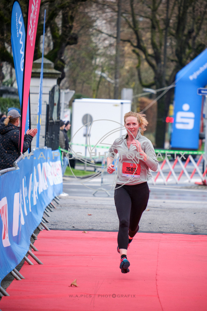 ..... | AUSTRIA, Wels, 30.03.25, ALOHA Wels Halbmarathon, Image Shows: , Foto: Wapics/RING M.