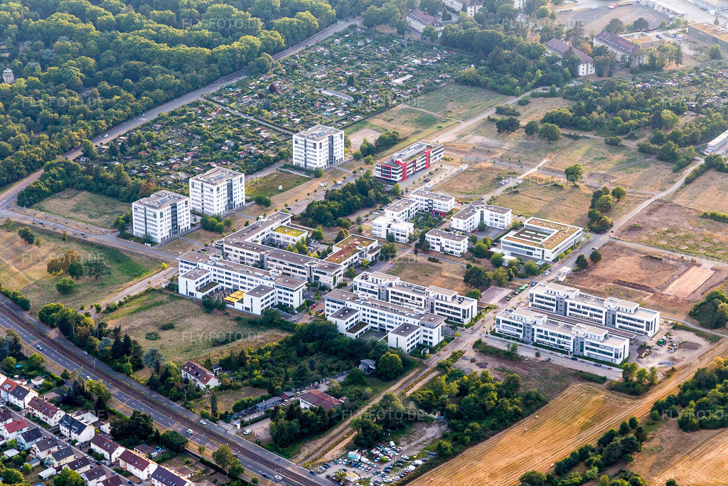 Luftbild: Technologiepark Karlsruhe im Ortsteil Rintheim in Karlsruhe im Bundesland Baden-Württemberg in Deutschland. Foto: IMG_109112.jpg vom 19.07.2018 durch Werner Riehm/FLY-FOTO.de