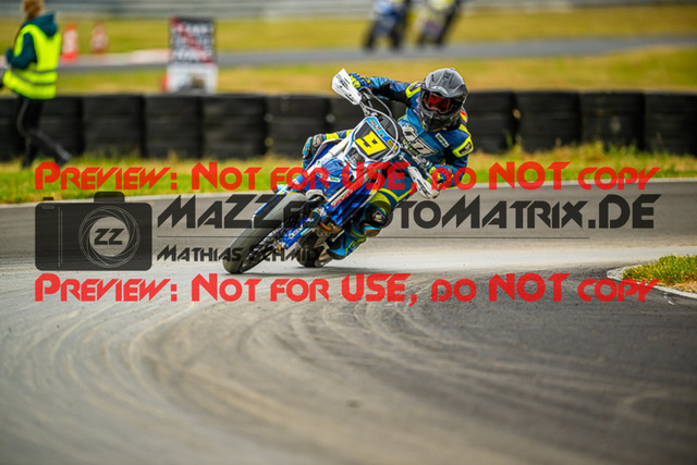 MaZZes_FotoMatrix_230701_4244 | S2