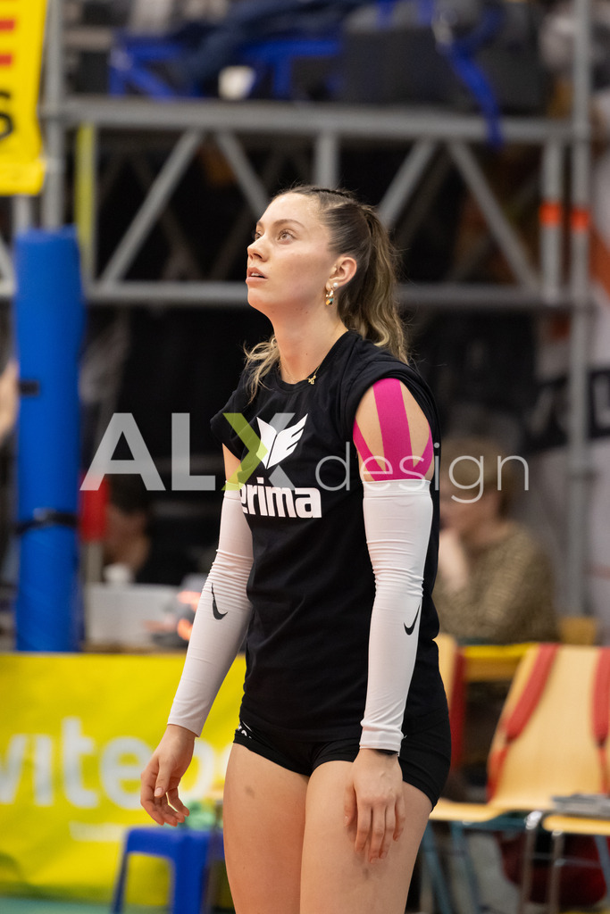 Volleyball I Frauen I Saison 2025-2026 I Volleyball NLA | Women I  Playoffs Finals 1/5 I viteos NUC - VC Kanti Schaffhausen I 06.04.2026 | 17 Leana Zuvic (CH) (VC Kanti Schaffhausen) - Aussen - Realisiert mit Pictrs.com