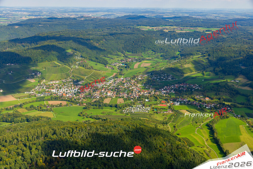Schrägluftbild  Untersteinbach  Pfedelbach - Das Luftbild wurde 2025 vom UL-Flugzeug heraus erstellt ( keine Drohne ) - Hochauflösende Luftaufnahme -Nicht vergleichbar mit Google Maps oder Satelittenbilder- Die Geschenkidee !Mit Lizenz und Bildrechte bestellbar