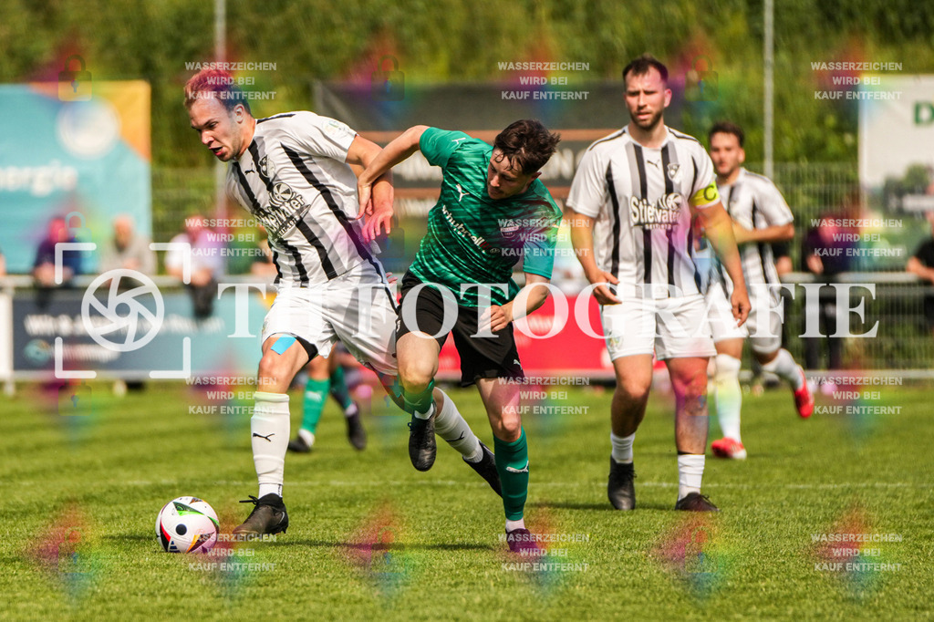 GER, FC Zell - FC Wittlingen, Fussball, Rothaus Bezirkpokal, Finale, Saison 2024/2025, 29.05.2025 | GER, FC Zell - FC Wittlingen, Fussball, Rothaus Bezirkpokal, Finale, Saison 2024/2025, 29.05.2025Foto: TH Fotografie/Alessio Bosco
