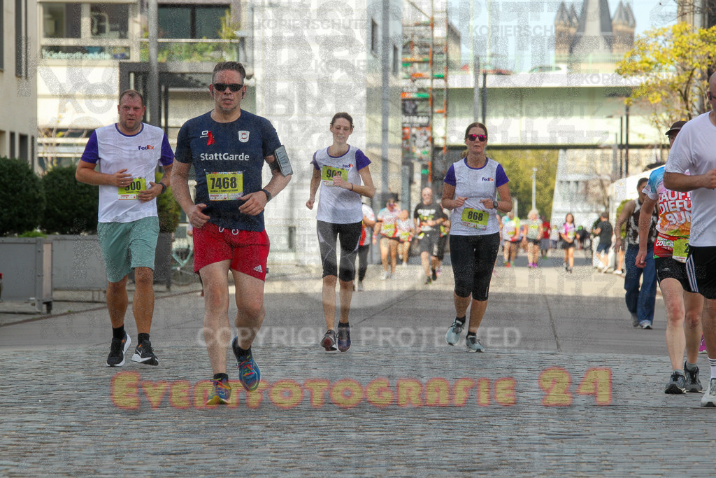 250920_1339_EV4_6349 | Sportfotografie im Rhein-Sieg Kreis, Köln, Bonn, NRW, Rheinland Pfalz, Hessen, etc. Unser Tätigkeitsfeld umfasst den Laufsport vom Volkslauf über den Marathon, Duathlon, Triathon bis zum Ultralauf wie Kölnpfad Ultra oder Schindertrail.